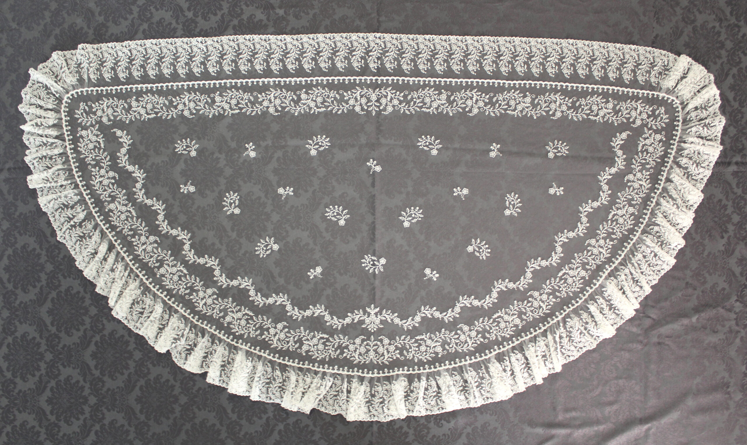 Mantilla Medialuna Puntilla